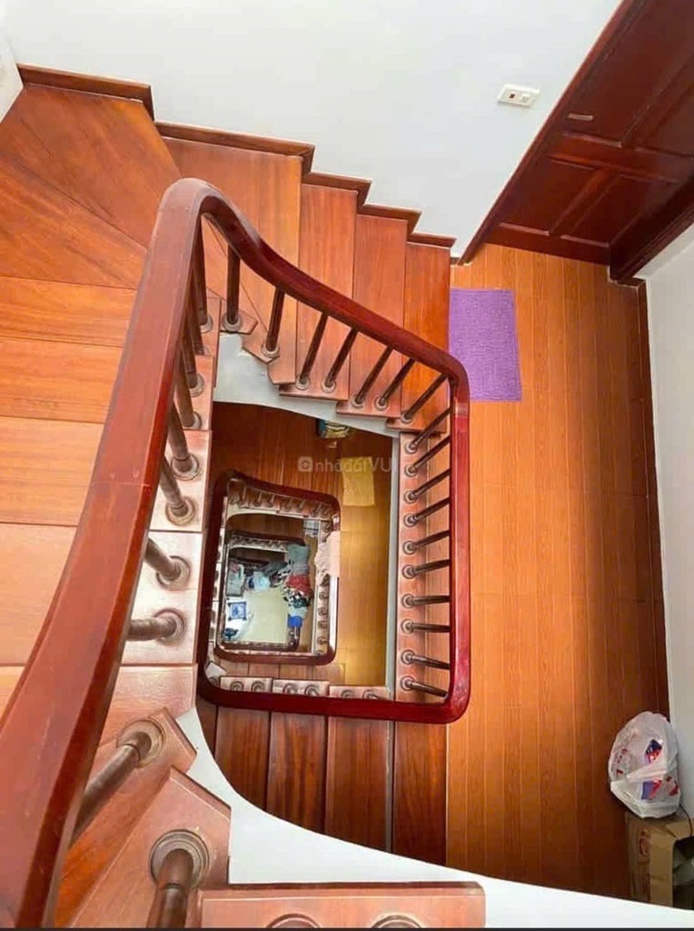 NHÀ ĐẸP FULL ĐỒ CAO CẤP - GẦN PHỐ - Ô TÔ ĐỖ CỬA - HAI THOÁNG TRƯỚC SAU - KINH DOANH VĂN PHÒNG